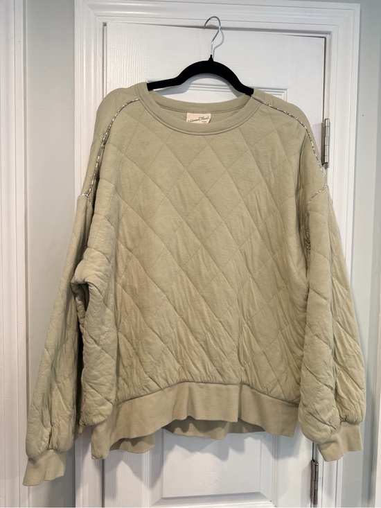 Tops - Universal Thread Size XXL Sage Quilted Pullover Sweatshirt Blue Floral Trim Soft